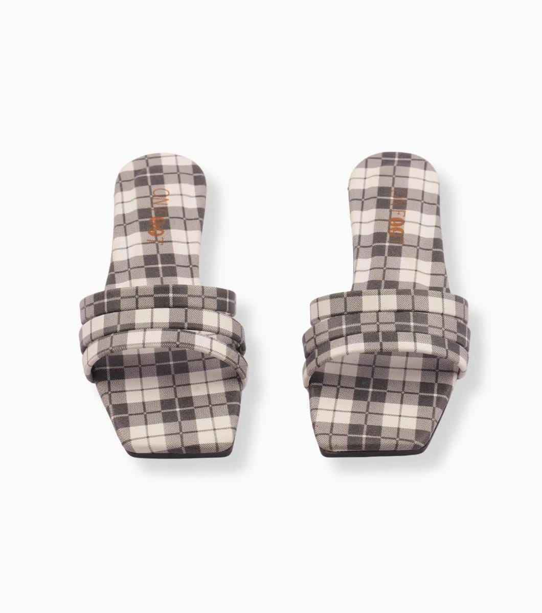 Classic Check-038 Black White